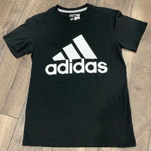 Sm. Adidas go to performance climalite tee